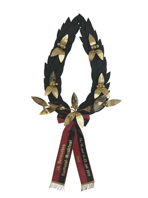 Couronne de section en laurier avec 42 garnitures en or, avec touffe et rosettes